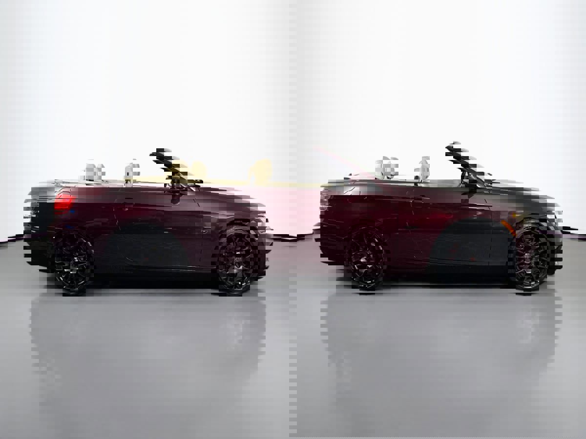 Used 2010 BMW 328i Convertible image 4