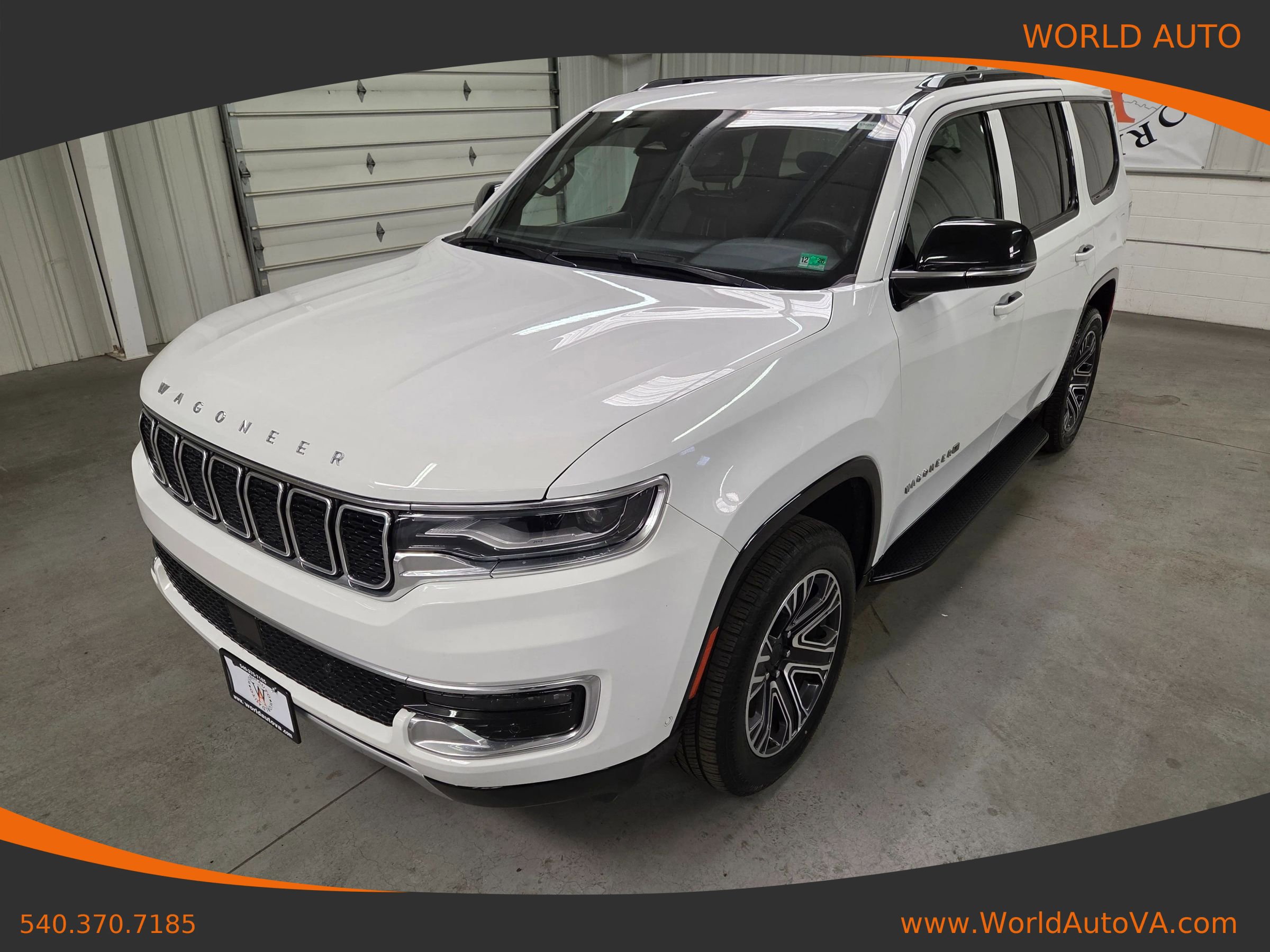 Used 2024 Jeep Wagoneer Series II w/ Flexible Seating Group