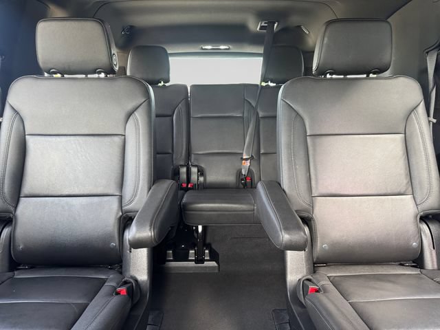 Certified 2022 Chevrolet Suburban Z71 w/ Luxury Package AWD/4WD image 23