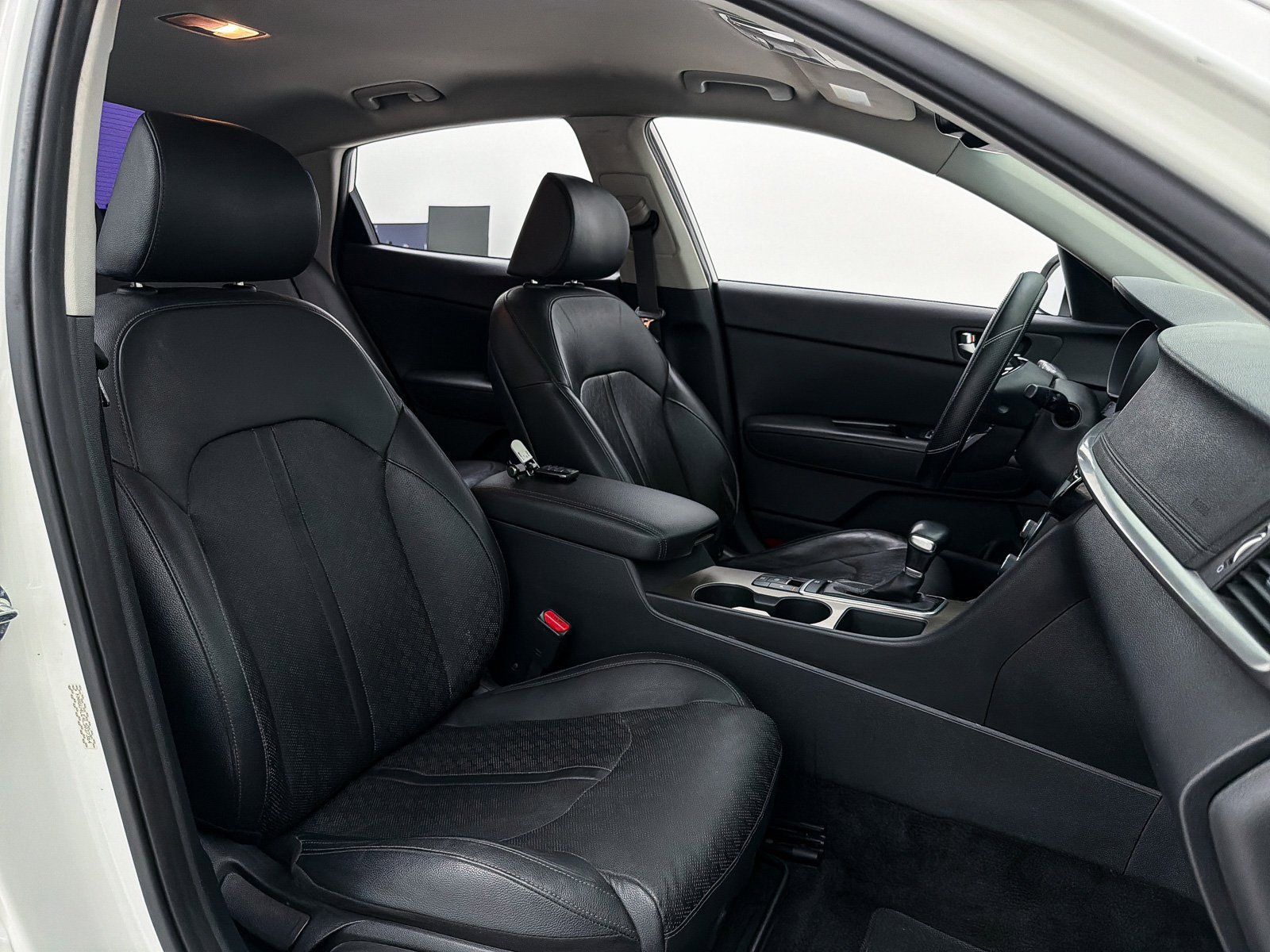 Used 2020 Kia Optima EX image 28