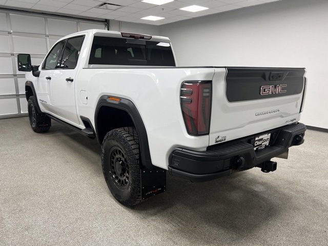 Used 2025 GMC Sierra 2500 AT4X w/ AT4X AEV Edition image 8