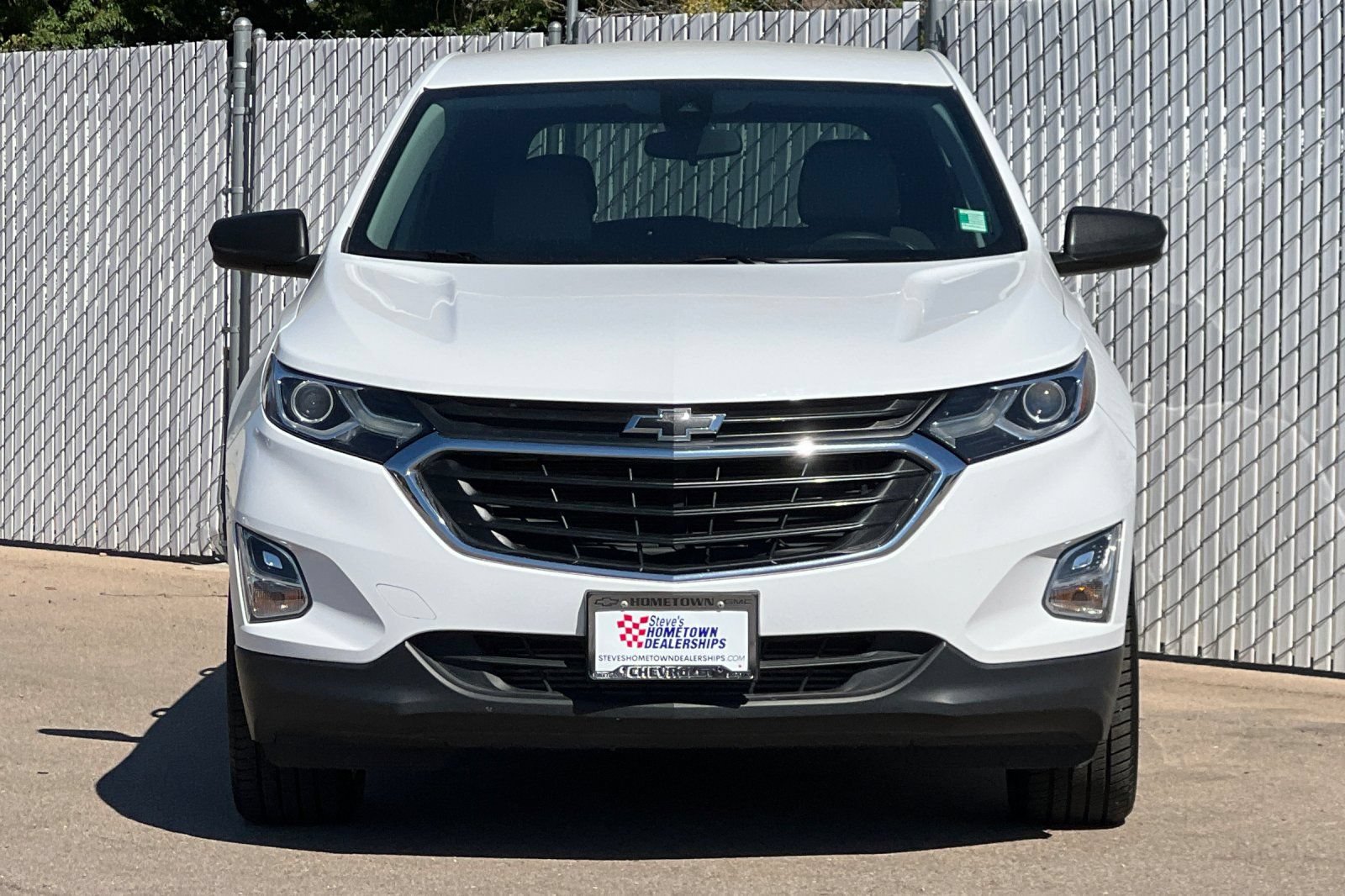 Used 2021 Chevrolet Equinox LS w/ LPO, Blackout Package AWD/4WD image 6