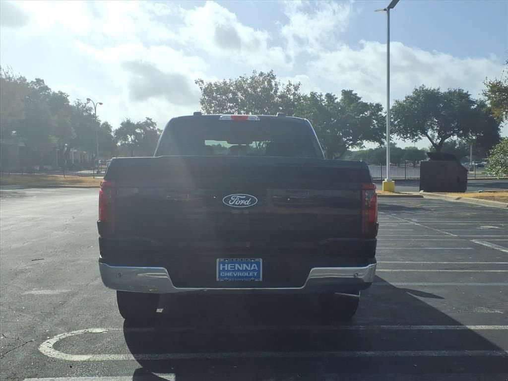 Used 2025 Ford F150 XLT w/ Equipment Group 301A Standard RWD image 6
