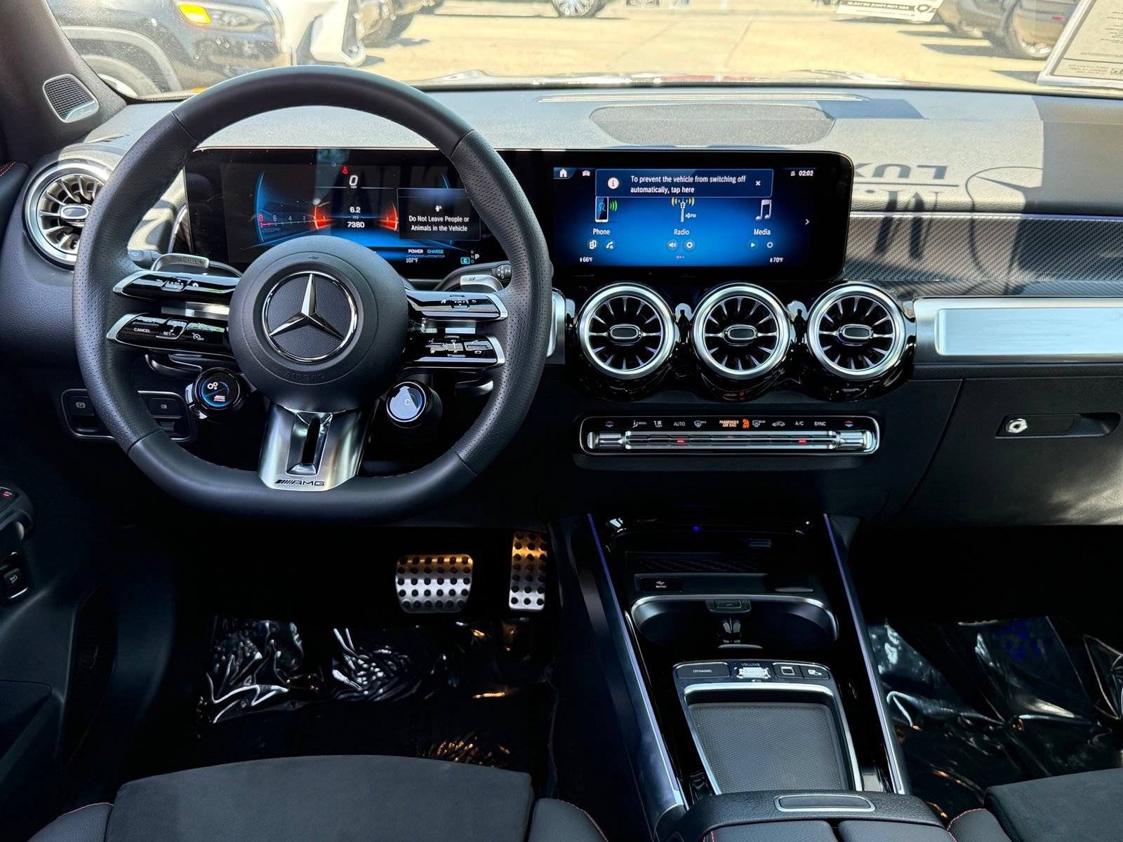 Used 2025 Mercedes-Benz GLB 35 AMG 4MATIC image 42