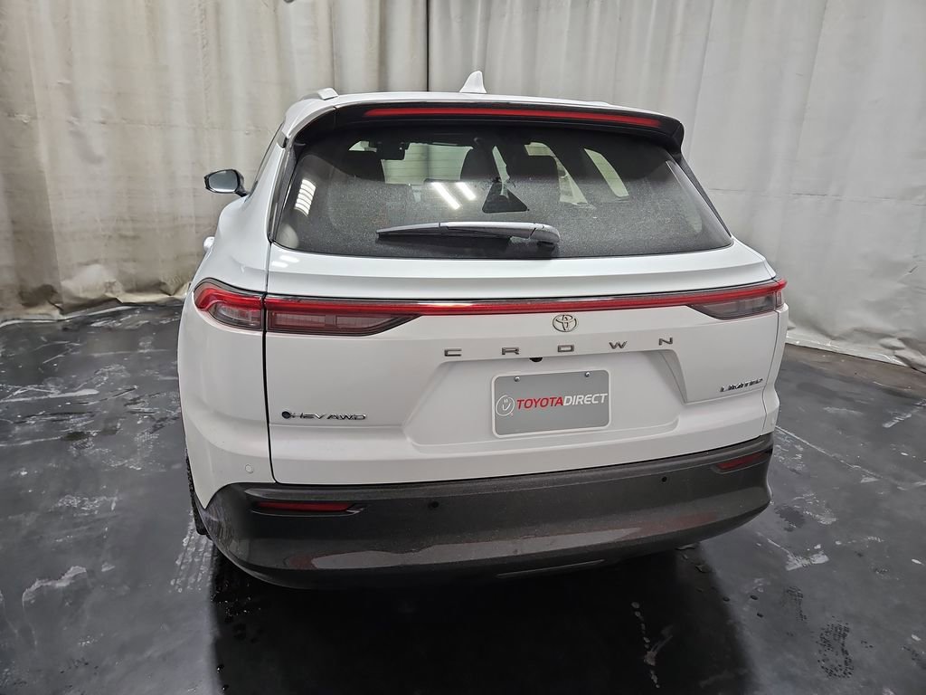 New 2025 Toyota Crown Signia image 7