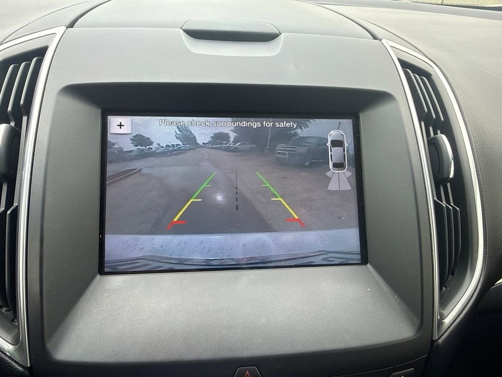 Used 2016 Ford Edge Titanium w/ Equipment Group 301A FWD image 25