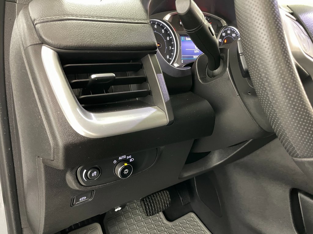 Certified 2022 GMC Terrain SLE w/ Driver Convenience Package image 25