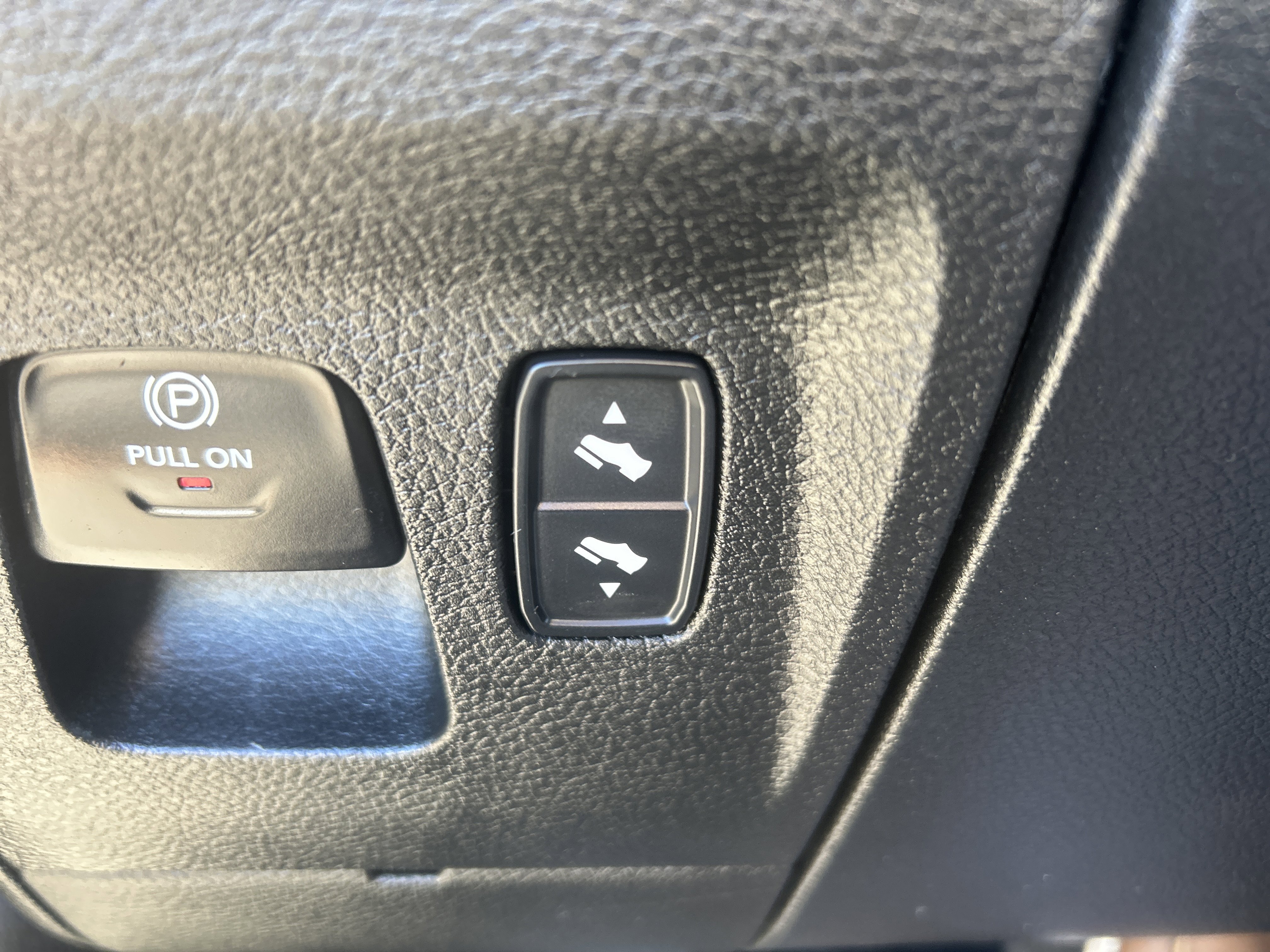 Used 2025 RAM 1500 Big Horn AWD/4WD image 29