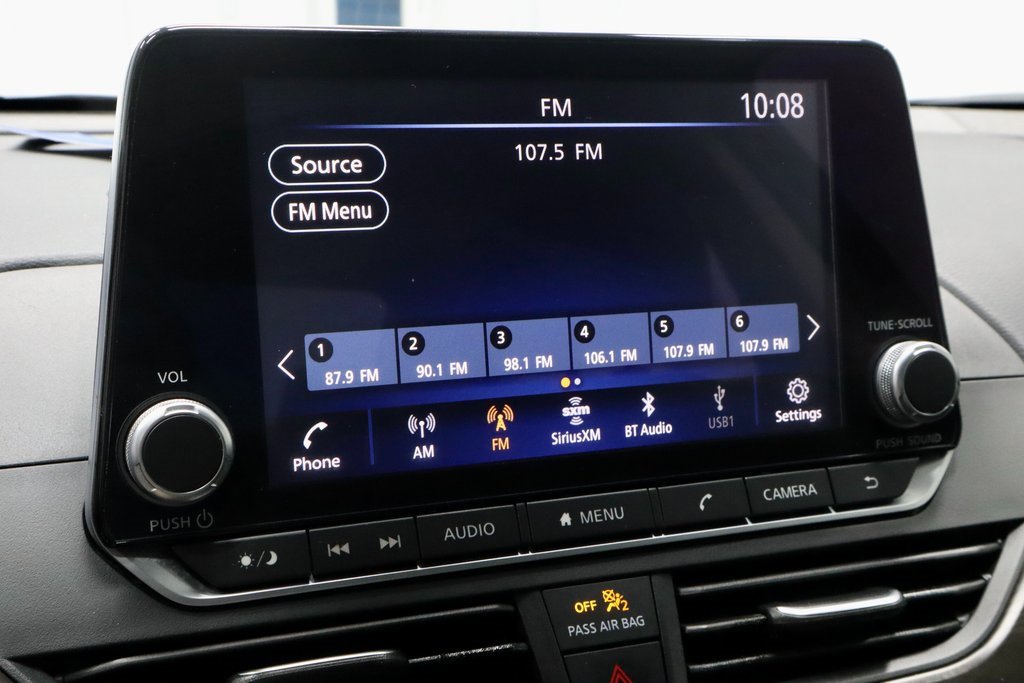 Certified 2024 Nissan Altima 2.5 SV image 3