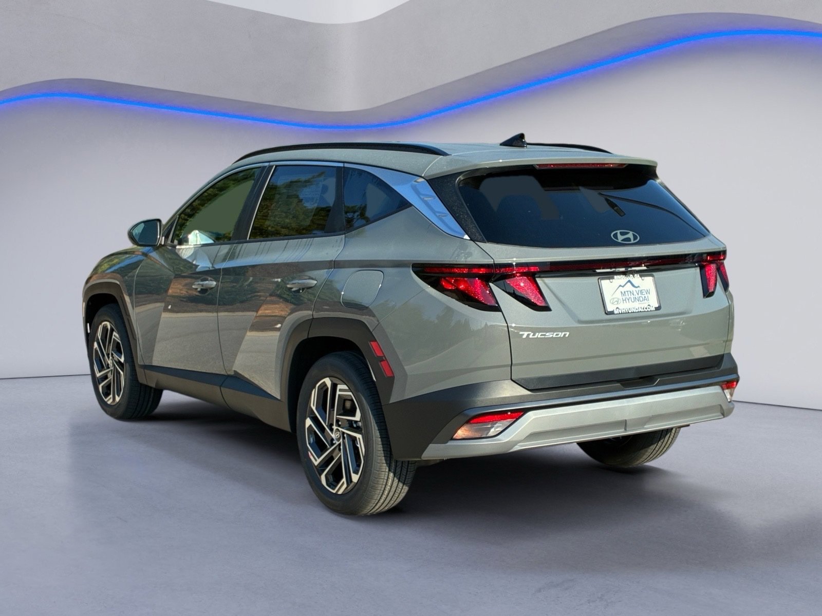 New 2026 Hyundai Tucson SEL Plus FWD image 3