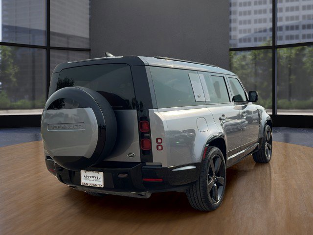 Used 2023 Land Rover Defender 130 X-Dynamic SE image 16