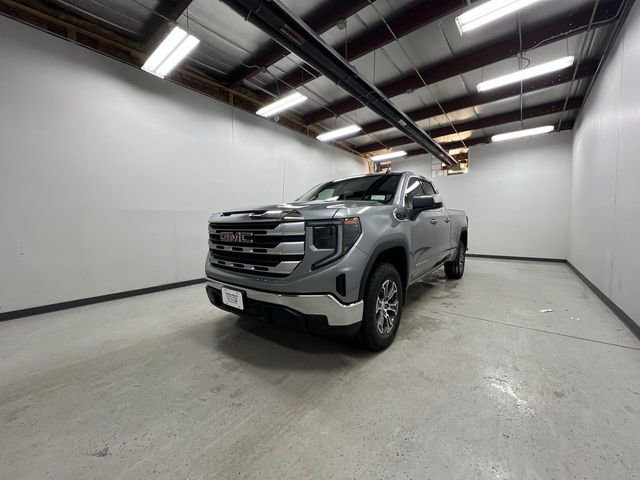 New 2026 GMC Sierra 1500 SLE image 4