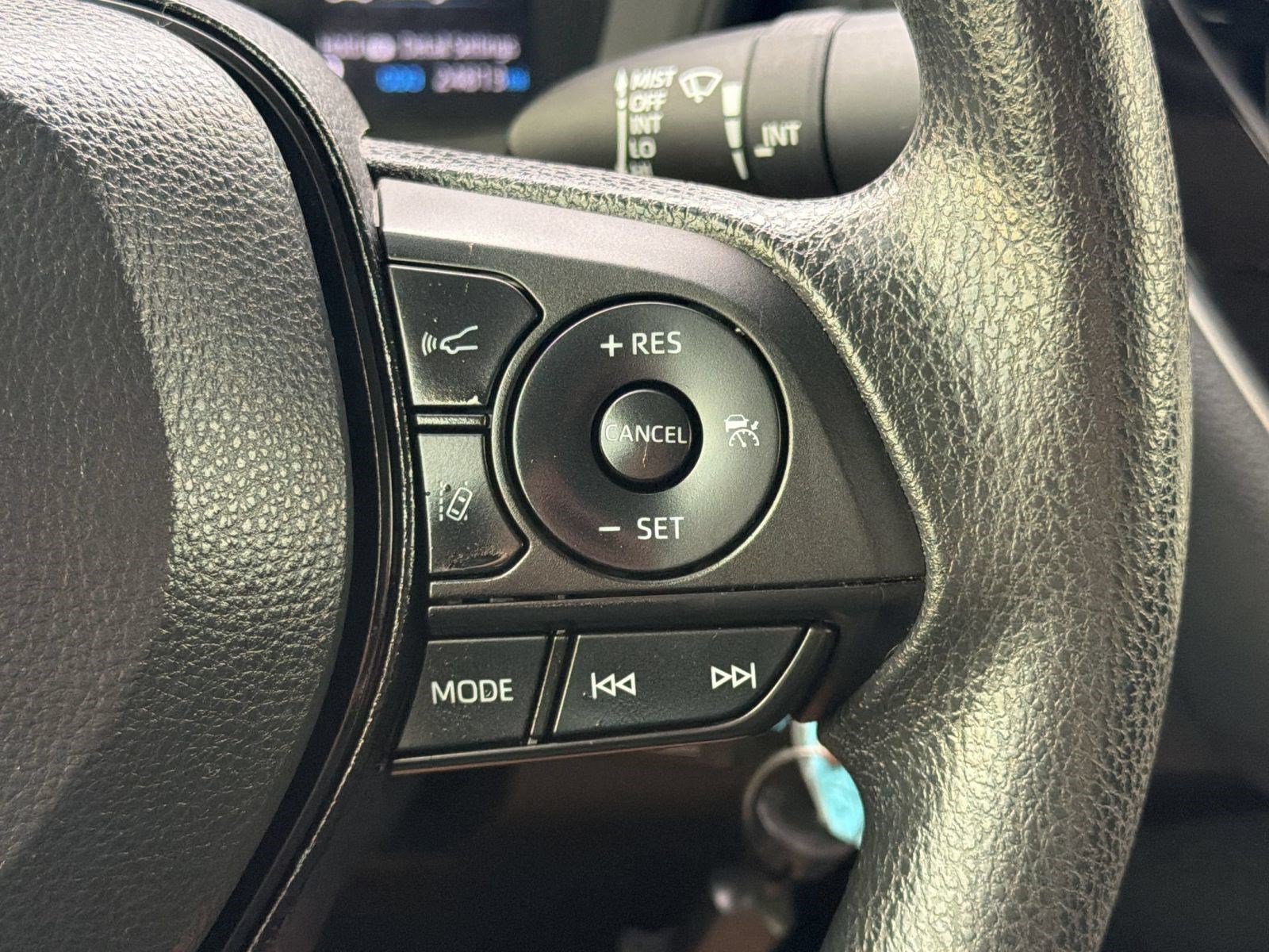 Certified 2022 Toyota Corolla LE FWD image 18