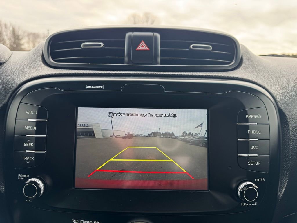 Used 2018 Kia Soul + image 18