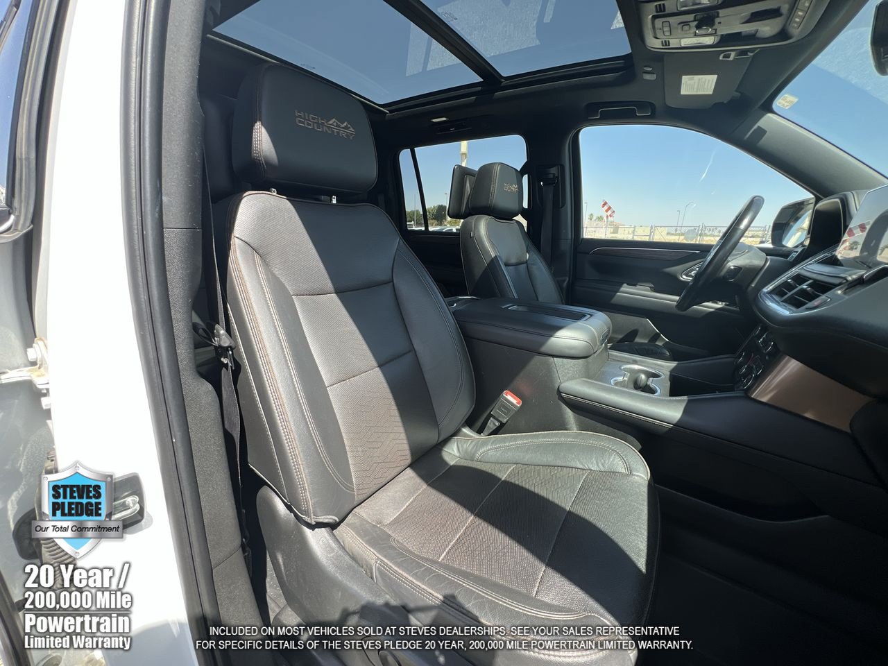 Certified 2021 Chevrolet Suburban High Country w/ Premium Package AWD/4WD image 32