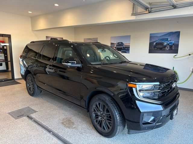New 2027 Ford Expedition Max Platinum w/ Stealth Appearance Package