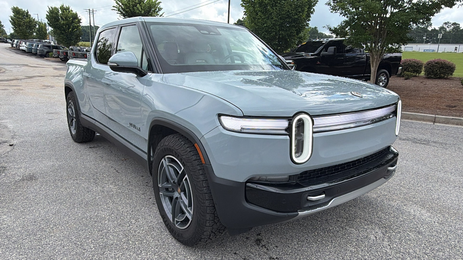 Used 2025 Rivian R1T Adventure AWD/4WD image 5