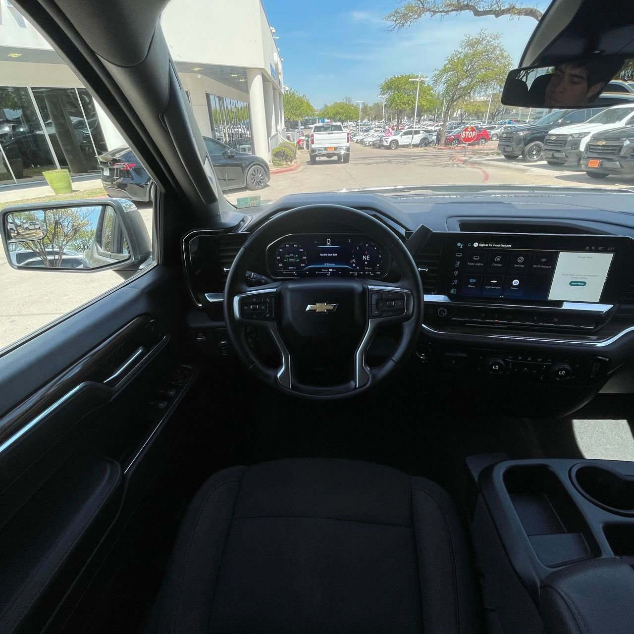 Used 2025 Chevrolet Silverado 1500 LT image 12