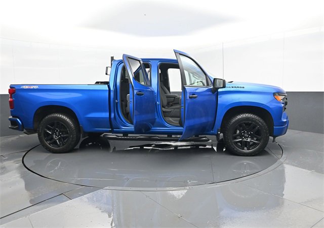Used 2023 Chevrolet Silverado 1500 Custom w/ LPO, Dark Essentials Package image 28