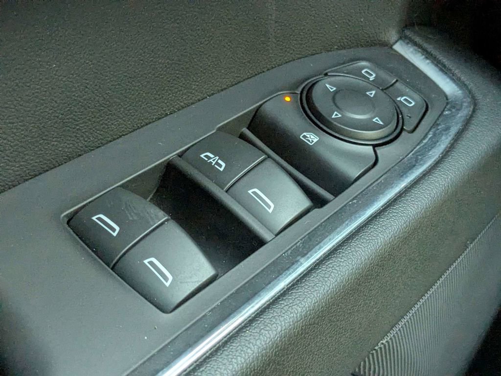 Used 2024 Chevrolet Silverado 1500 LT AWD/4WD image 24