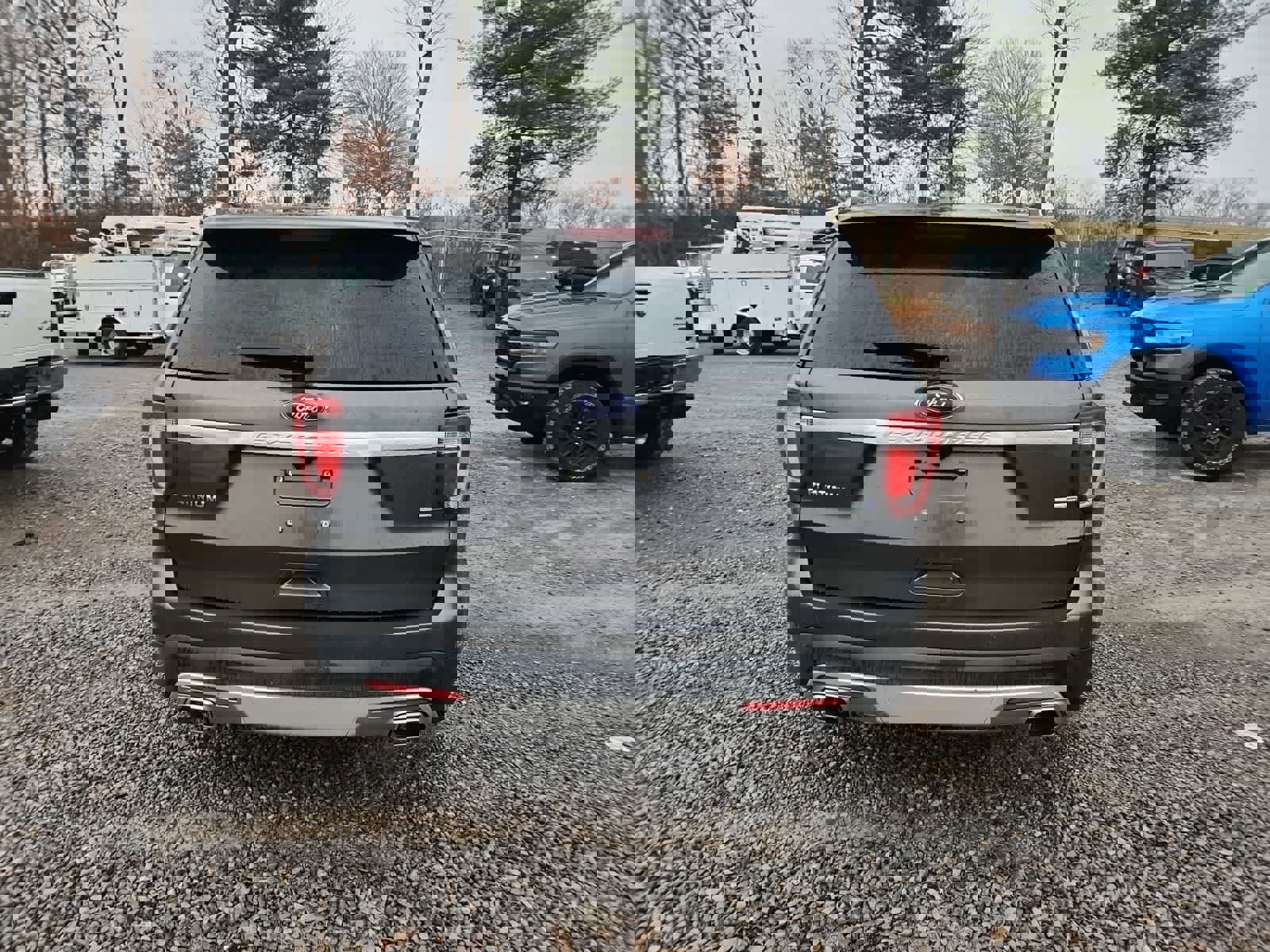 Used 2016 Ford Explorer Platinum image 4