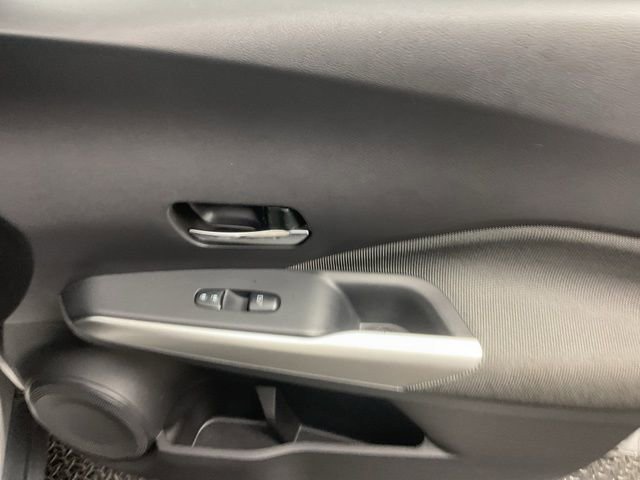 Used 2019 Nissan Kicks SV FWD image 23