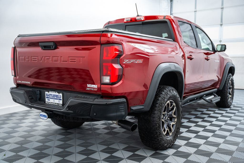 Used 2024 Chevrolet Colorado ZR2 w/ ZR2 Convenience Package III AWD/4WD image 7