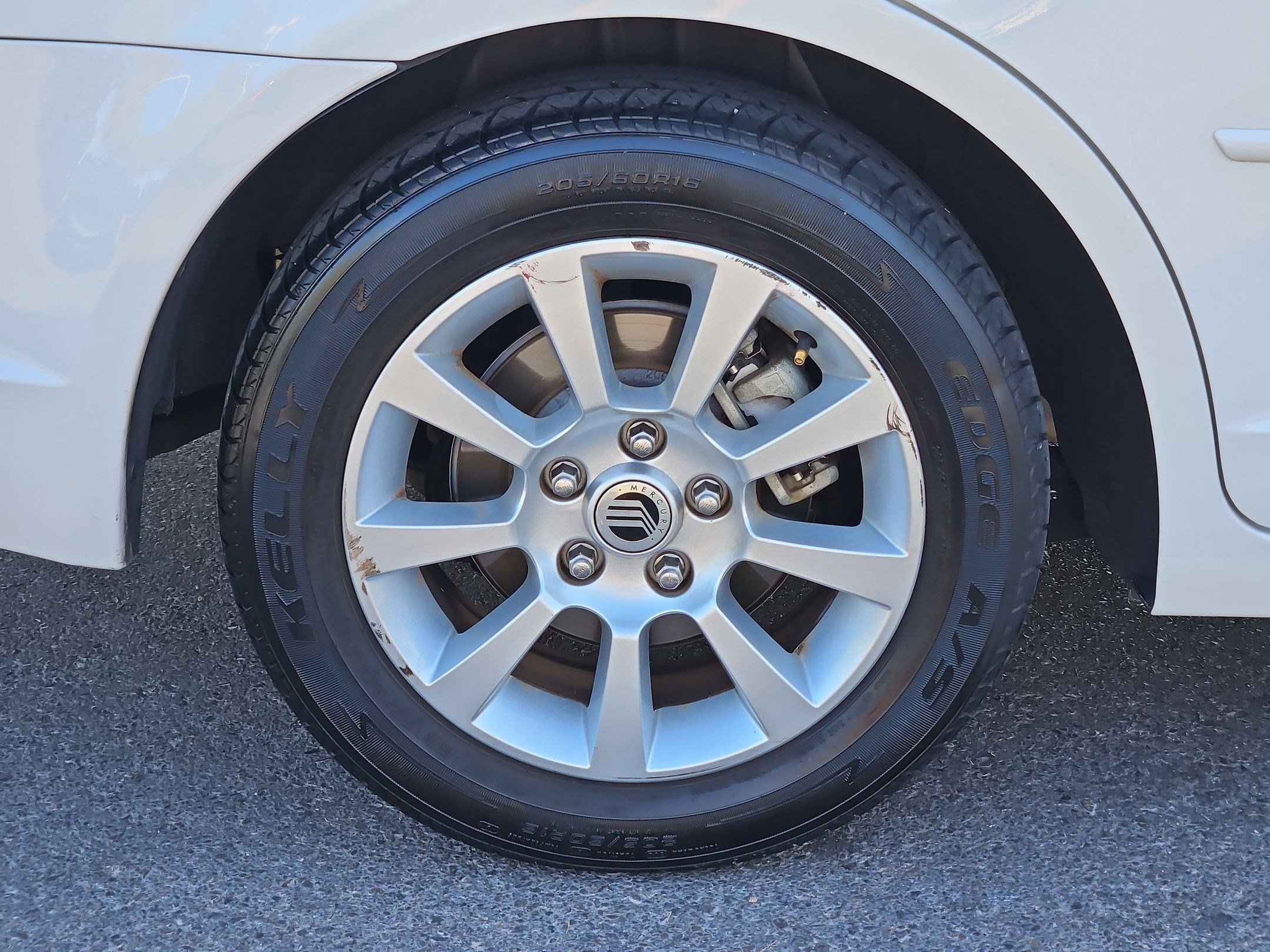 Used 2009 Mercury Milan FWD image 12