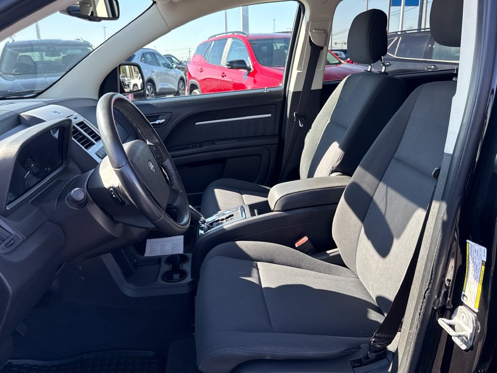Used 2010 Dodge Journey SXT w/ Premium Convenience Group FWD image 14
