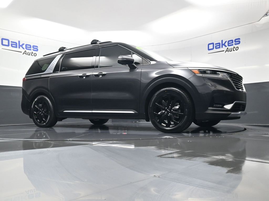 Certified 2022 Kia Carnival SX w/ Paint Protection Package image 41