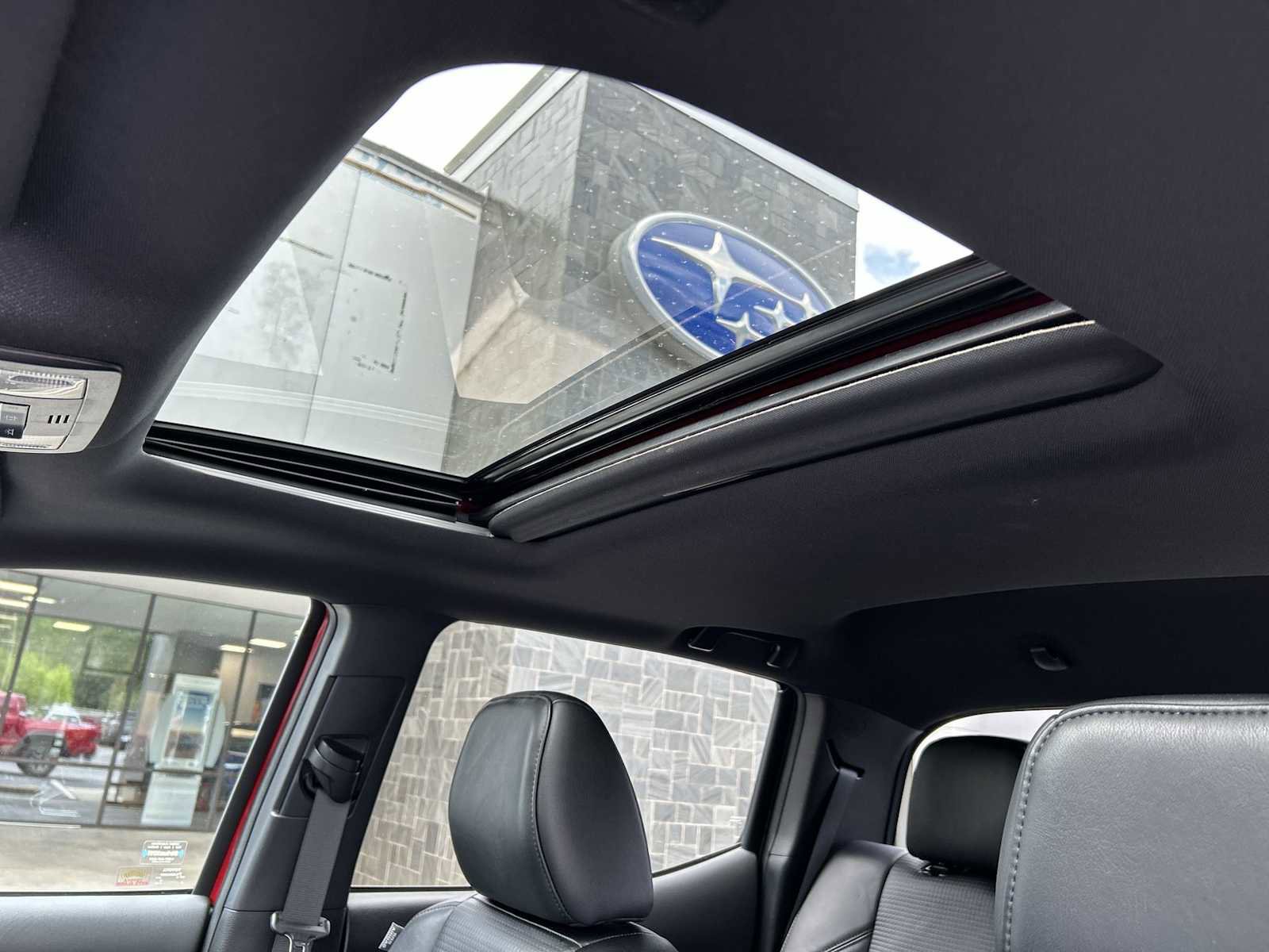 Used 2019 Toyota Tacoma TRD Off-Road AWD/4WD image 10