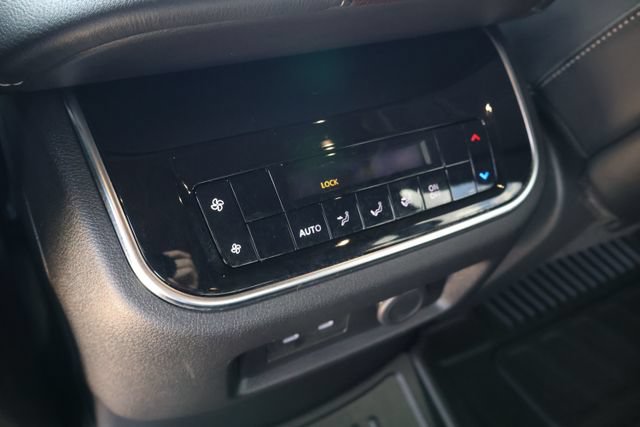 Used 2025 Nissan Armada SL w/ Captain's Chari Seat Package RWD image 10