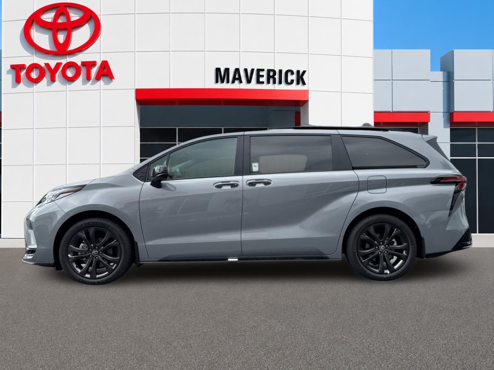 New 2026 Toyota Sienna XSE FWD image 2