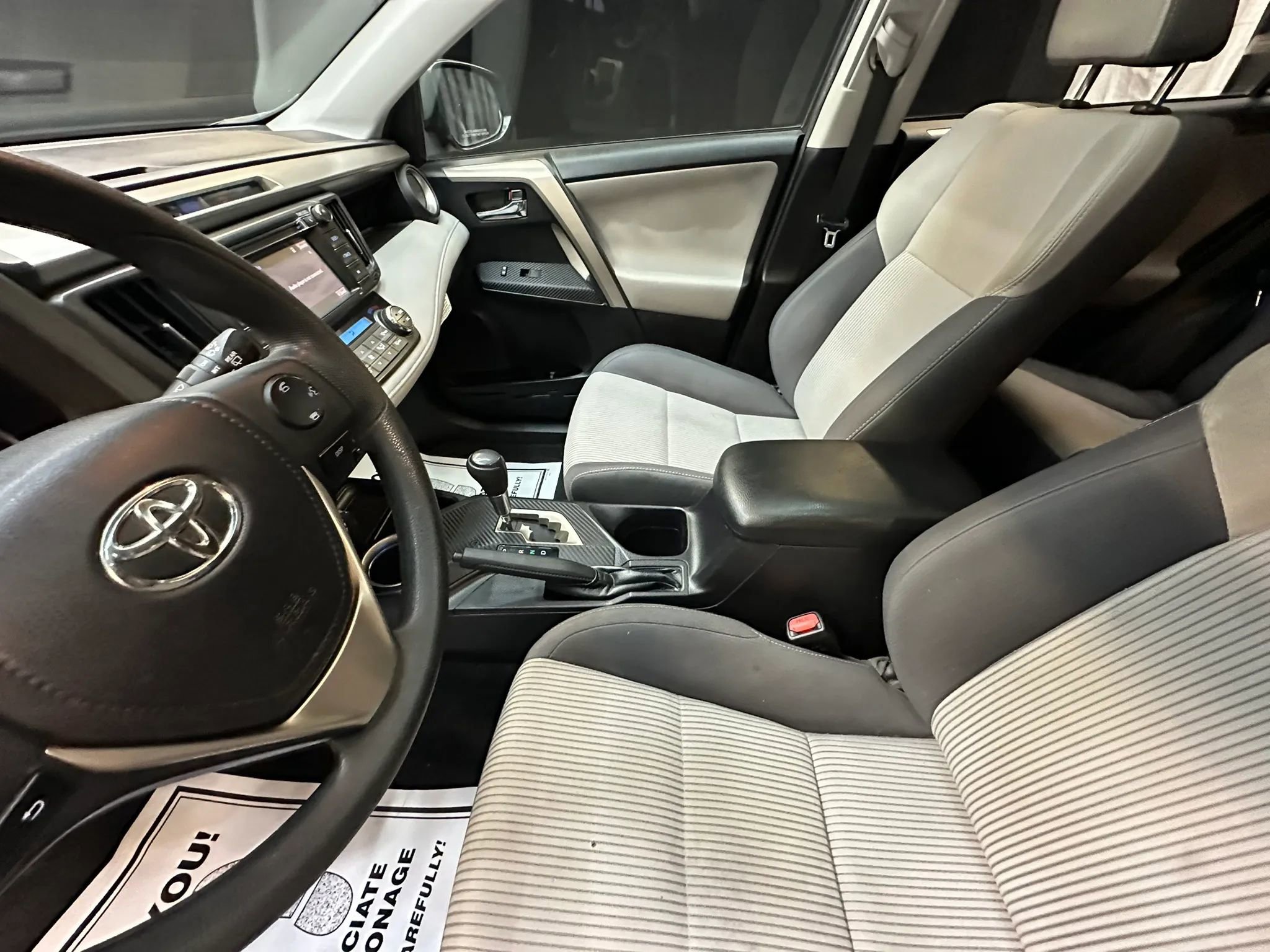 Used 2015 Toyota RAV4 XLE image 12