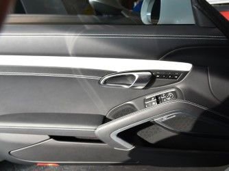 Used 2015 Porsche 911 Turbo image 8