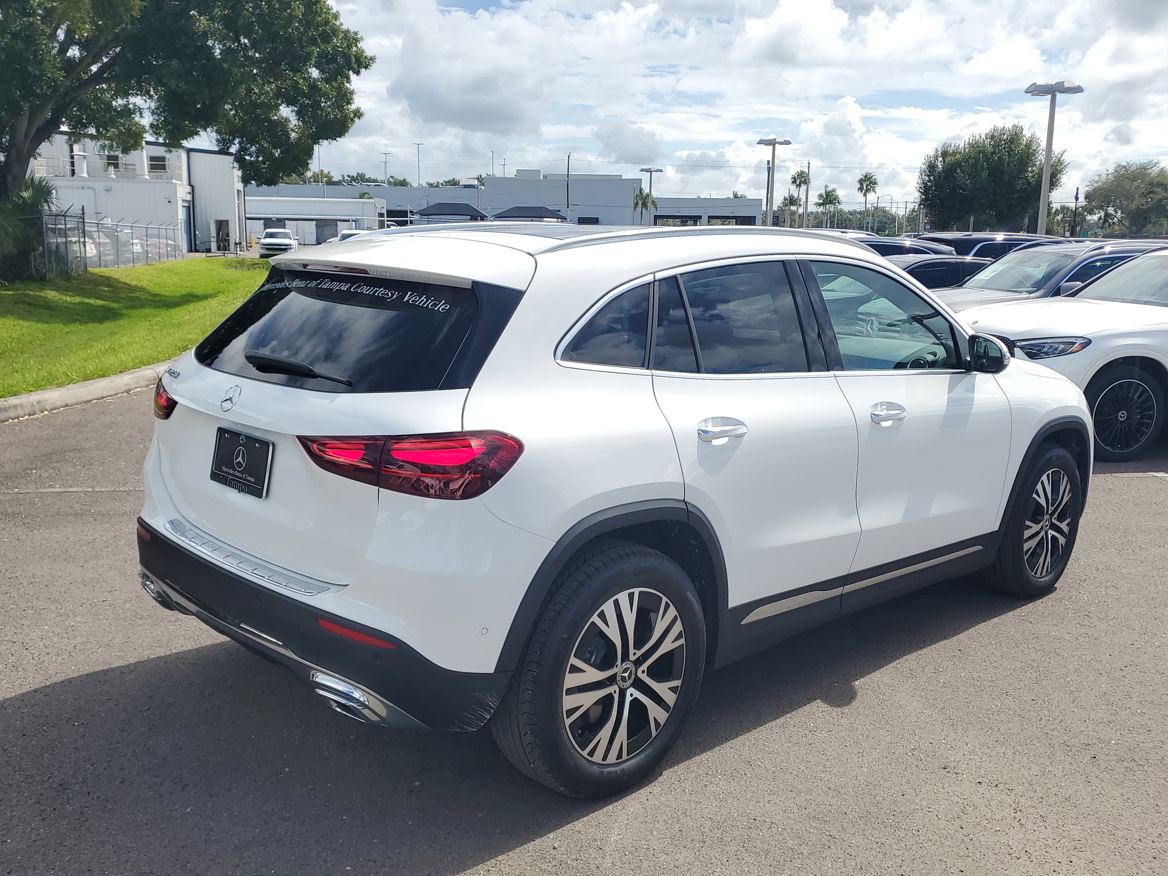 Certified 2025 Mercedes-Benz GLA 250 image 4