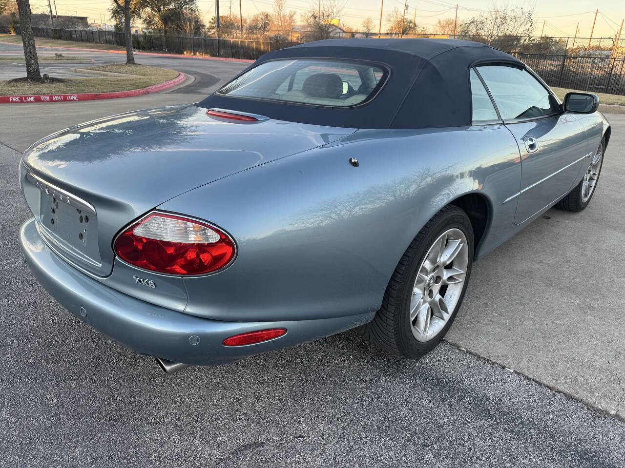 Used 2002 Jaguar XK8 Convertible image 7