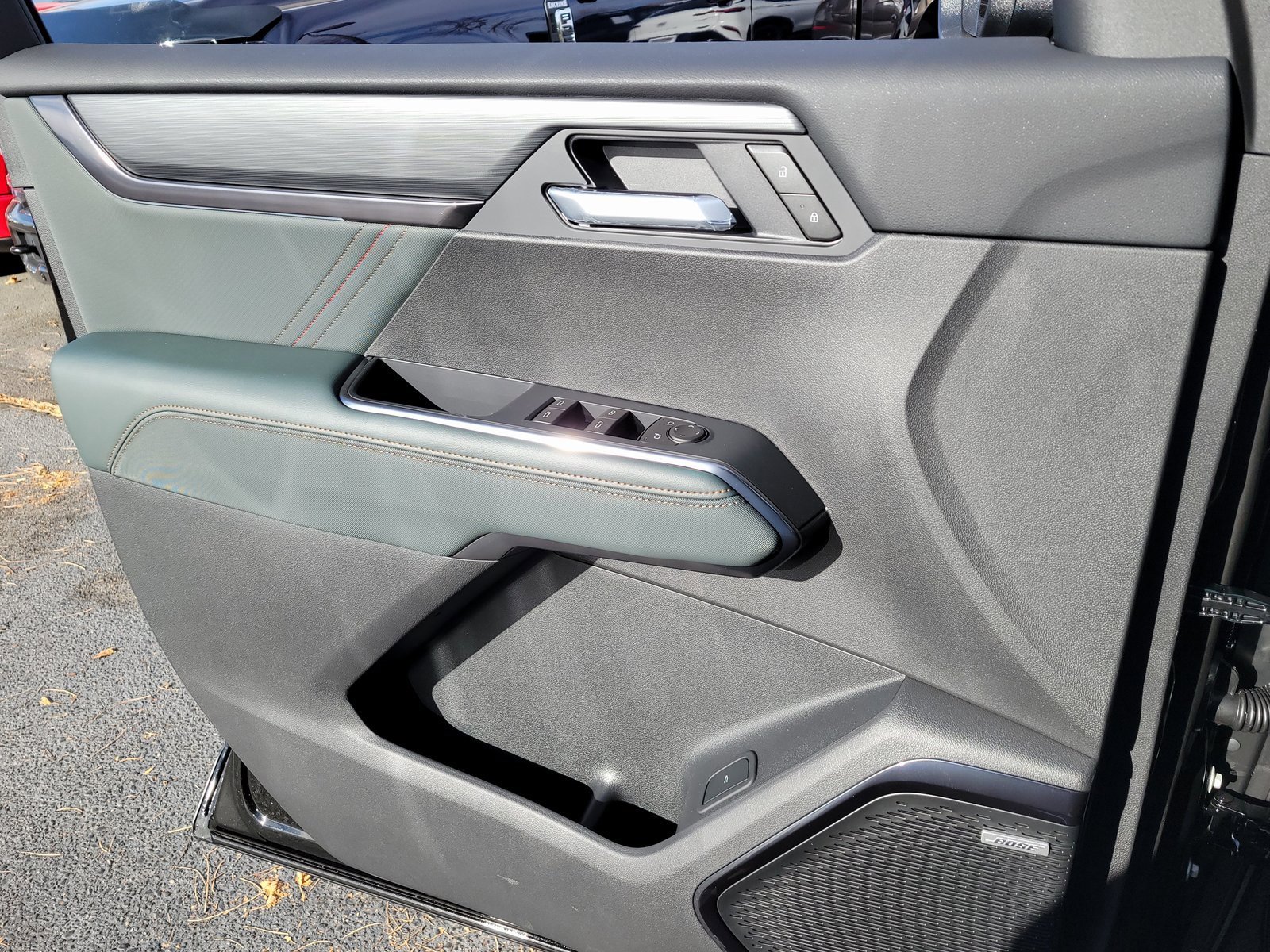 New 2026 GMC Acadia AT4 image 7