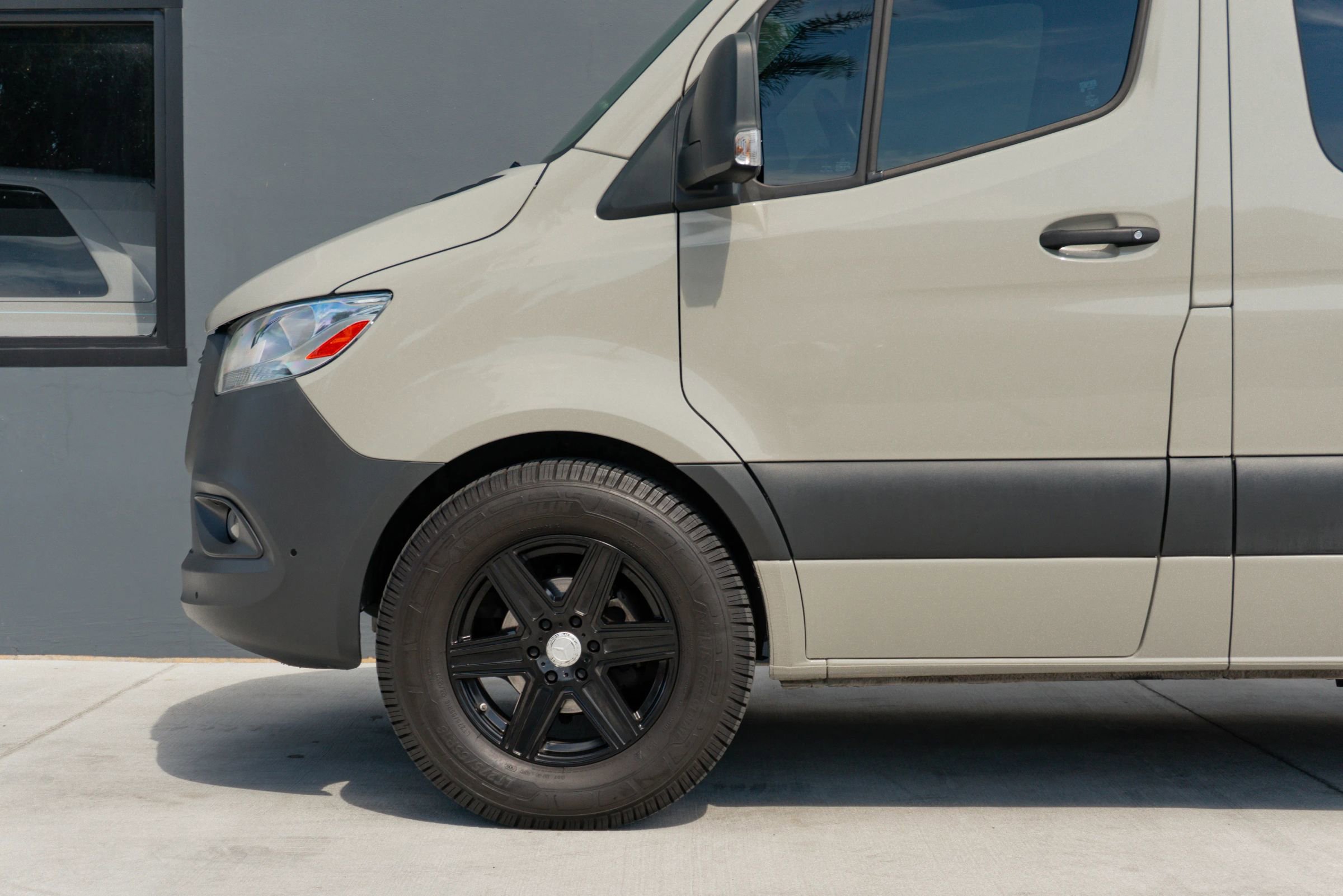 Used 2021 Mercedes-Benz Sprinter 2500 image 19