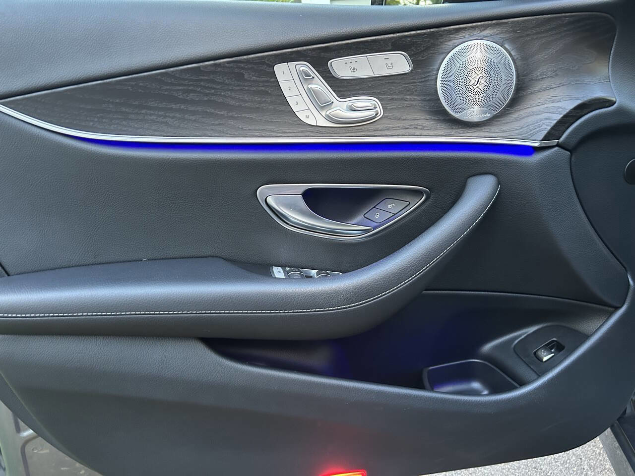 Used 2020 Mercedes-Benz E 350 4MATIC Sedan w/ Parking Assistance Package image 23