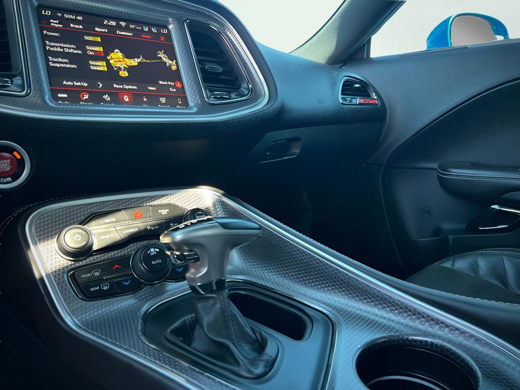 Used 2018 Dodge Challenger SRT Hellcat image 39