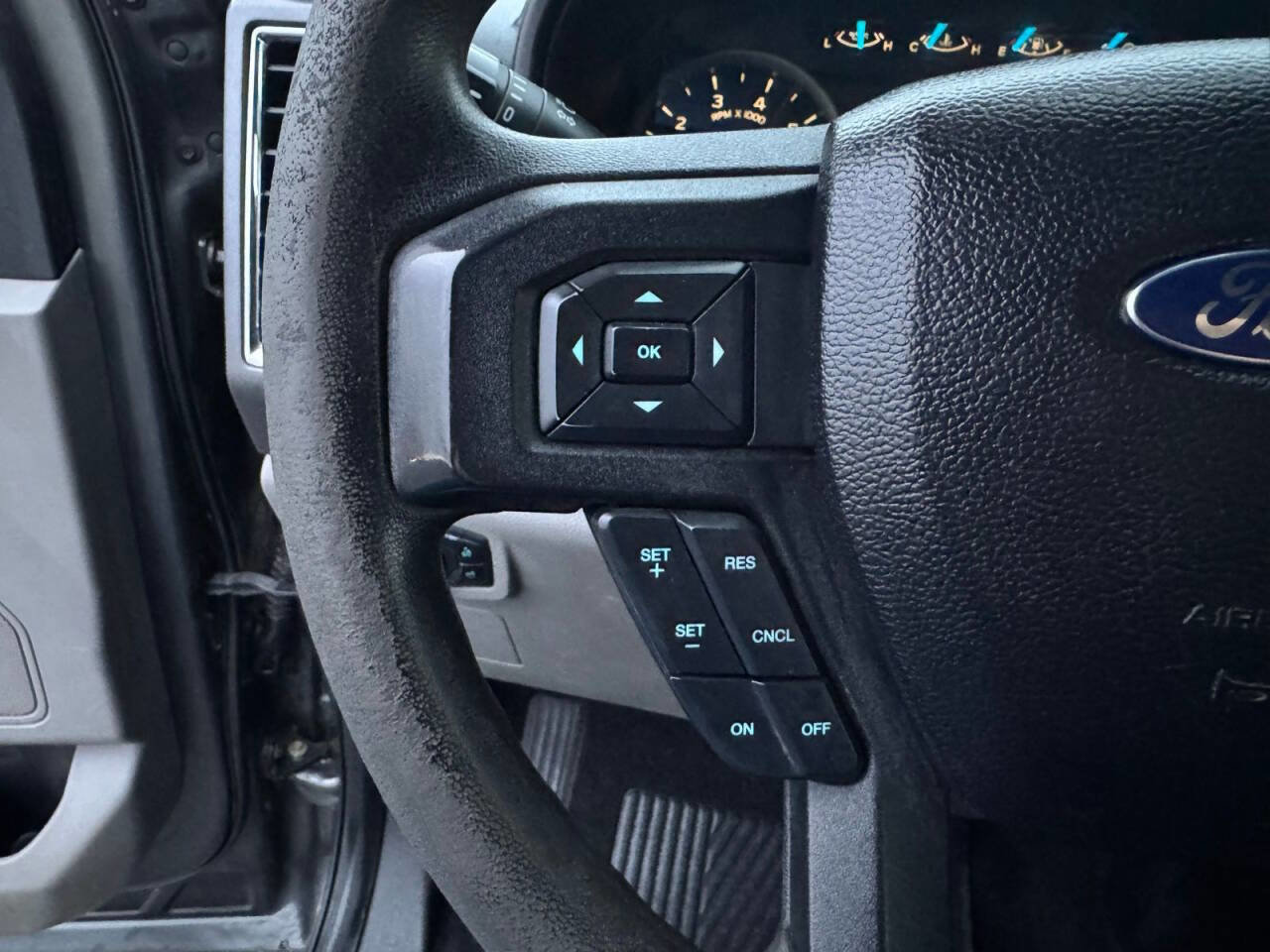 Used 2016 Ford F150 XLT w/ Trailer Tow Package image 17