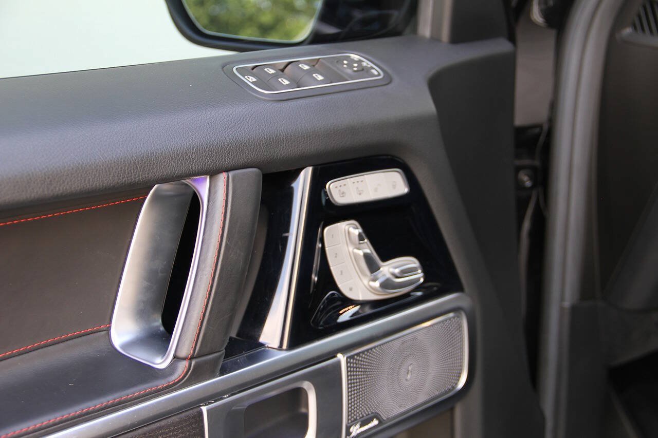 Used 2020 Mercedes-Benz G 63 AMG 4MATIC w/ G Manufaktur Interior Package image 26