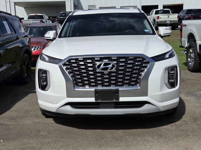 Used 2021 Hyundai Palisade Limited w/ Cargo Package FWD image 2