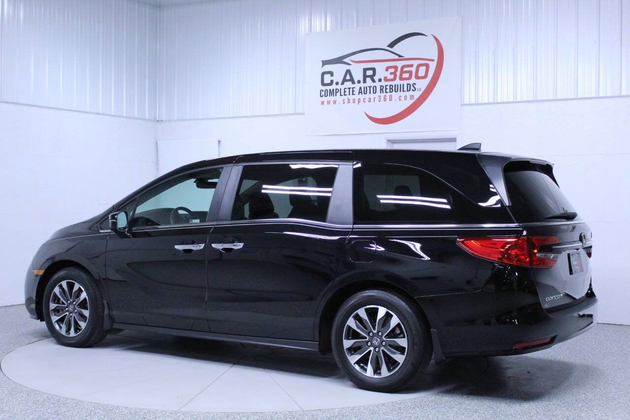 Used 2024 Honda Odyssey EX-L image 4
