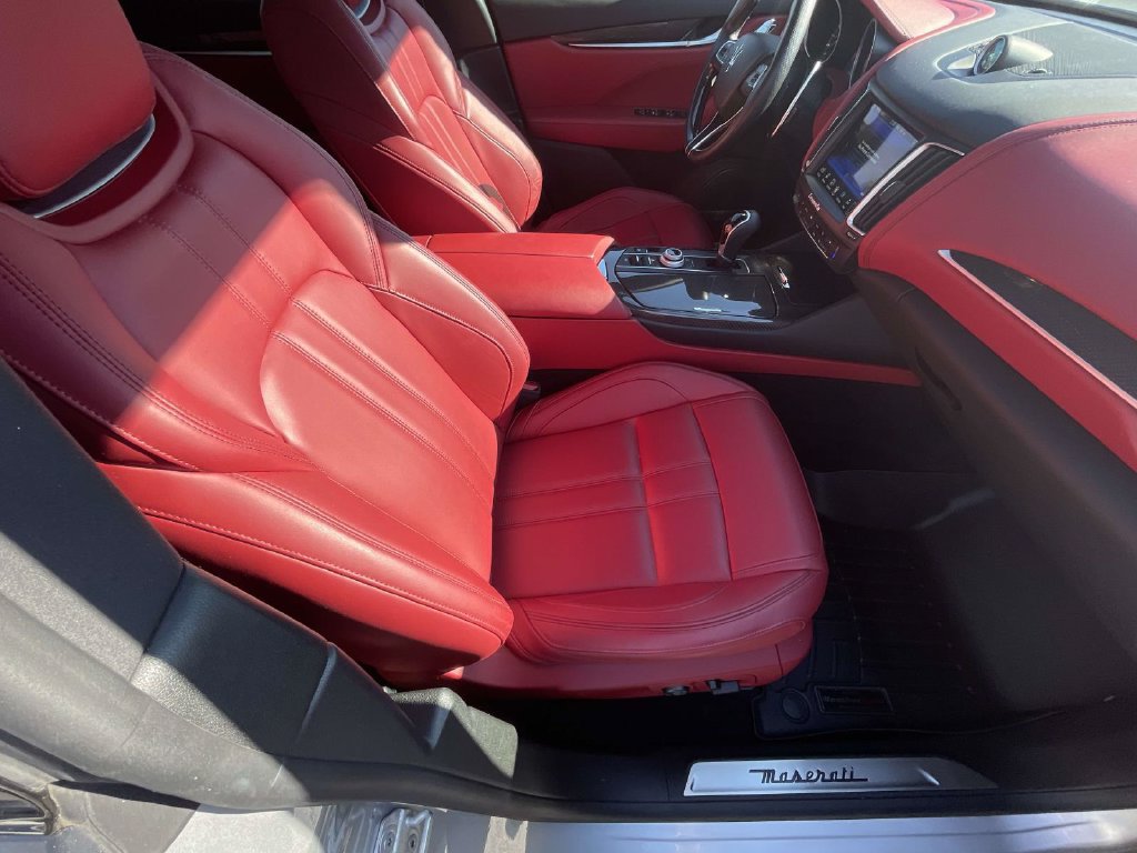 Used 2017 Maserati Levante w/ Sport Package AWD/4WD image 16