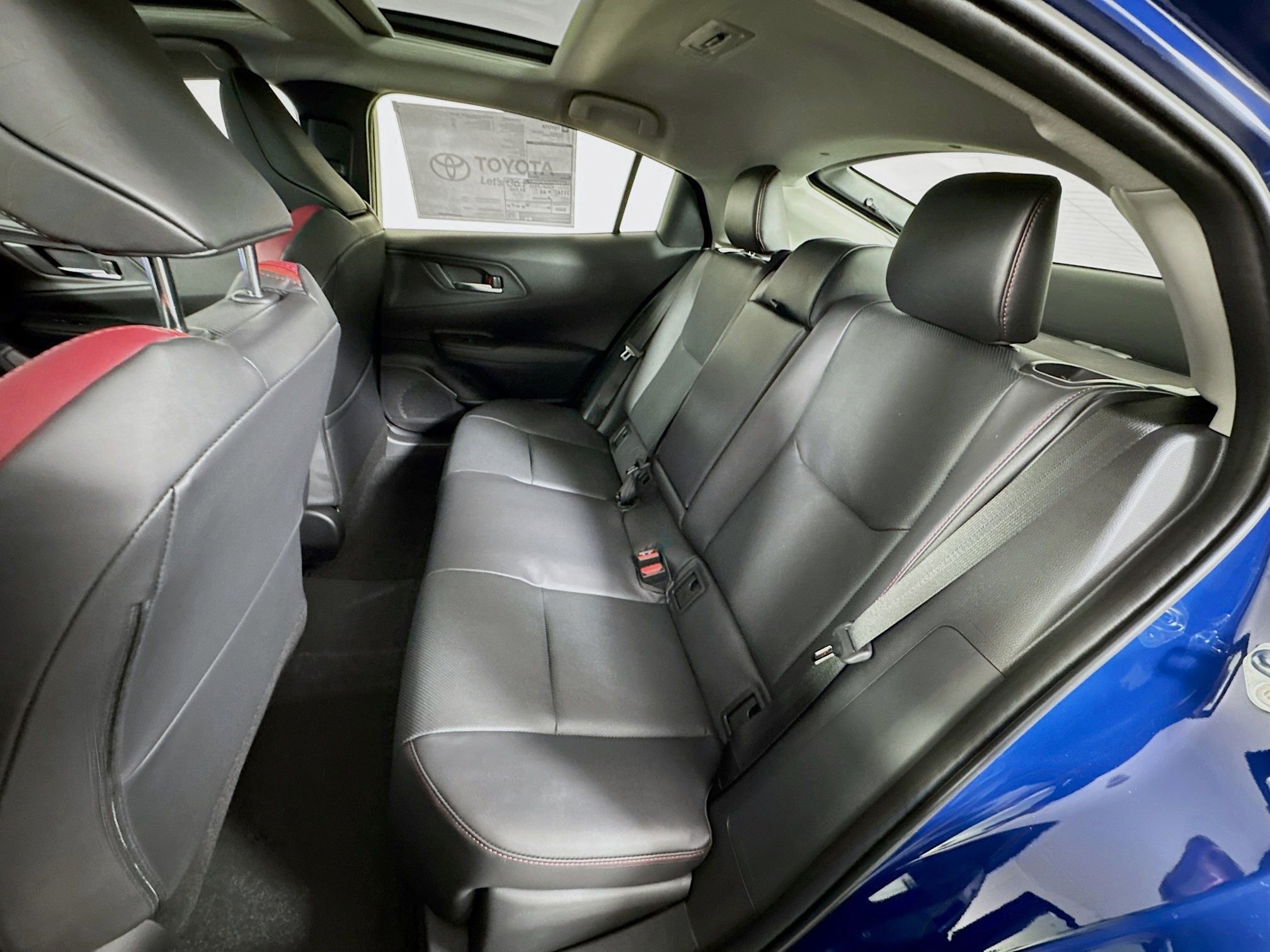 New 2026 Toyota Prius Plug-In Hybrid FWD image 17