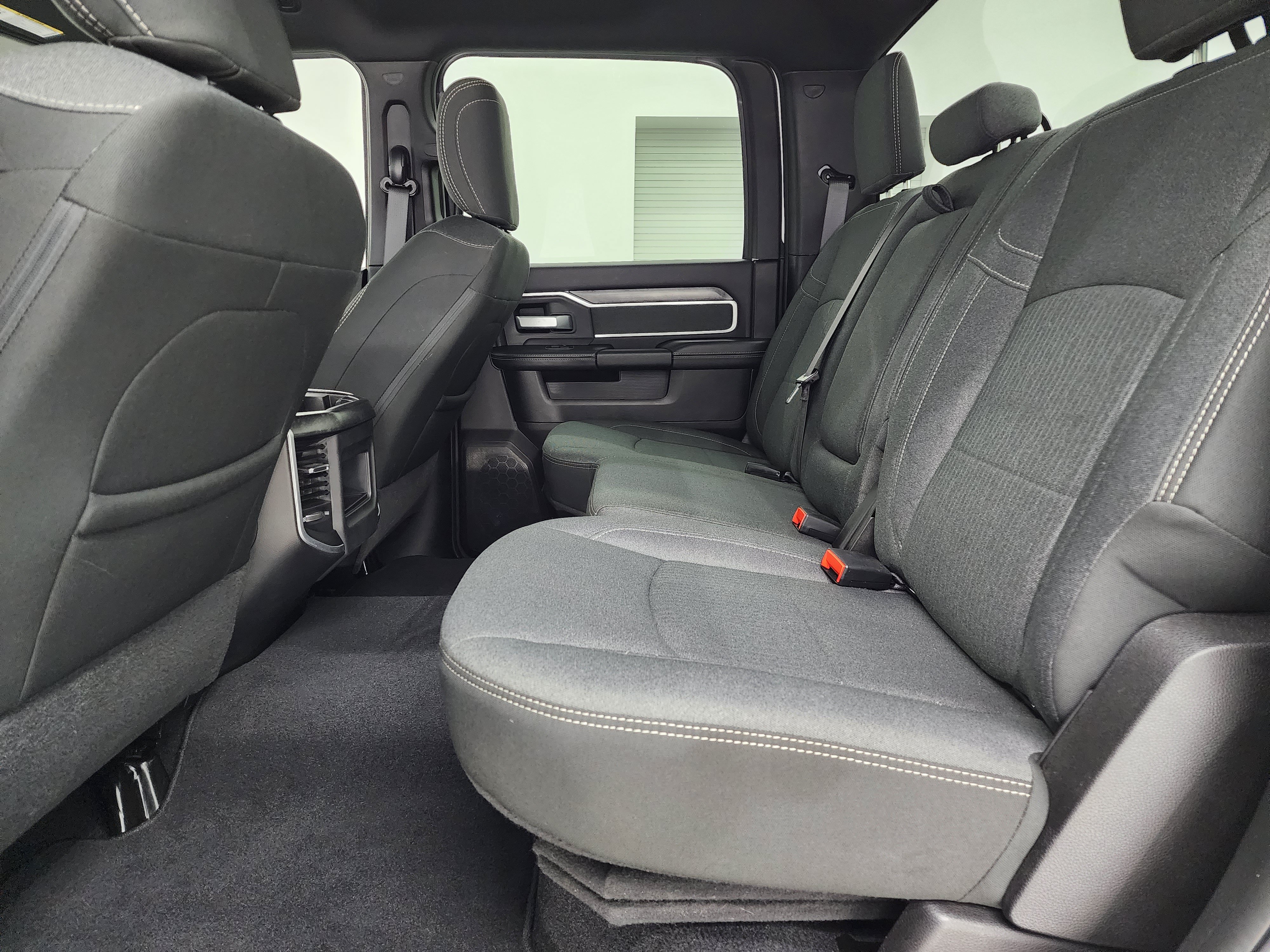 Used 2020 RAM 2500 Big Horn w/ Night Edition AWD/4WD image 9