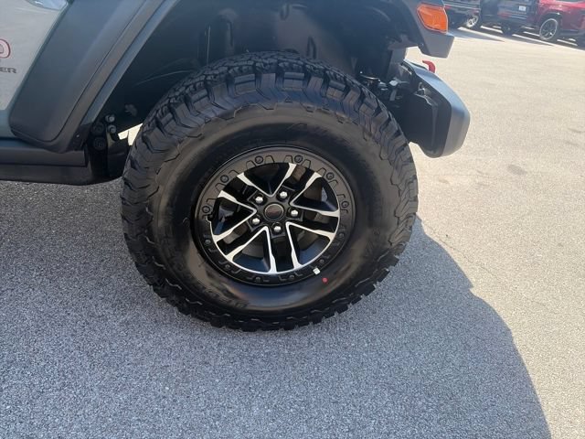 New 2026 Jeep Wrangler Rubicon w/ Xtreme 35 Tire Package AWD/4WD image 48