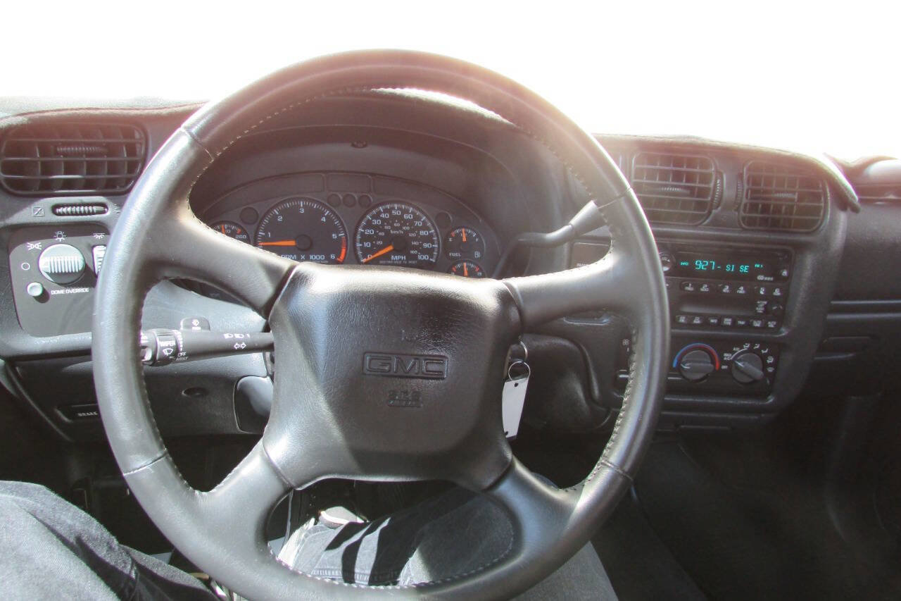 Used 2003 GMC Sonoma SLS image 10